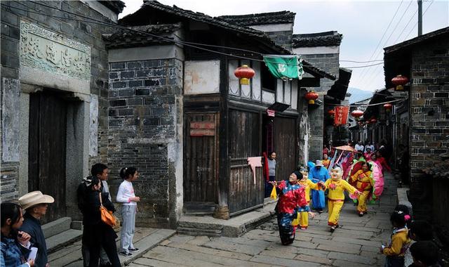 江西旅游必去十大景點江西旅游必去十大景點攻略圖插圖1 江西旅游必去十大景點江西旅游必去十大景點攻略圖插圖1