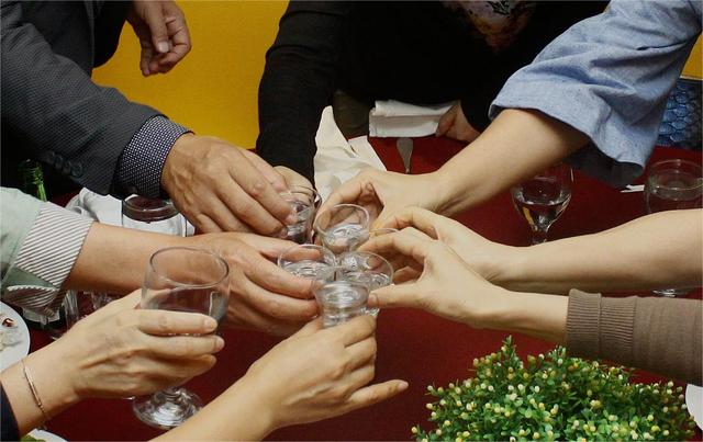 金陵十三釵喝酒游戲金陵十三釵的喝酒游戲規則插圖3 金陵十三釵喝酒游戲金陵十三釵的喝酒游戲規則插圖3