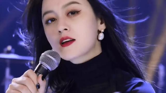 唐藝簡介唐藝簡介_資料_個人年齡身高插圖6 唐藝簡介唐藝簡介_資料_個人年齡身高插圖6