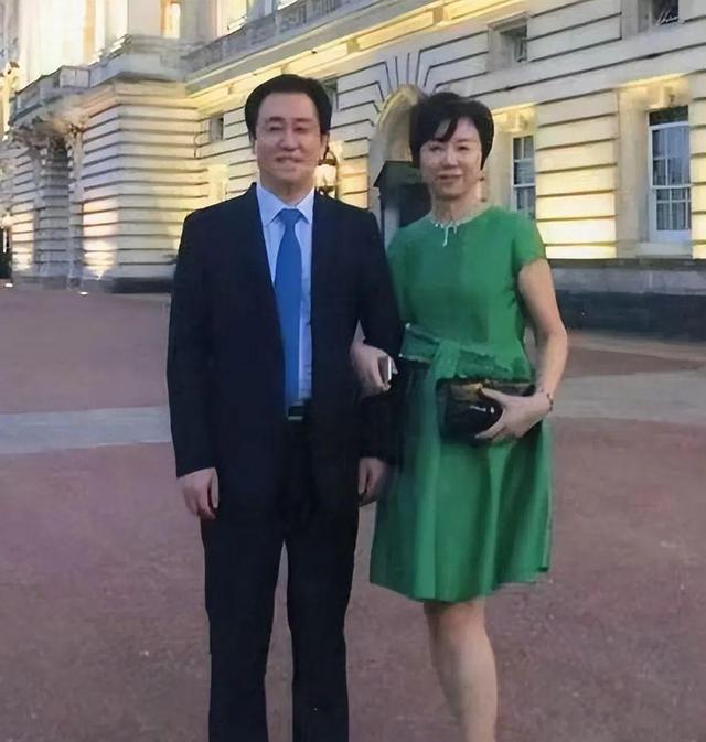 恒大集團董事長二老婆央企給恒大撥4000個億救恒大插圖 恒大集團董事長二老婆央企給恒大撥4000個億救恒大插圖